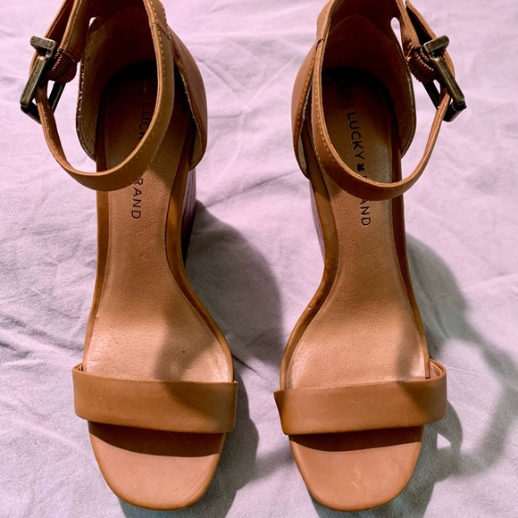 Lucky Brand Wedge Sandals - Picture 4 of 6